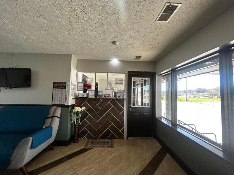 Hotel Arthur by OYO Glenwood Hwy 34