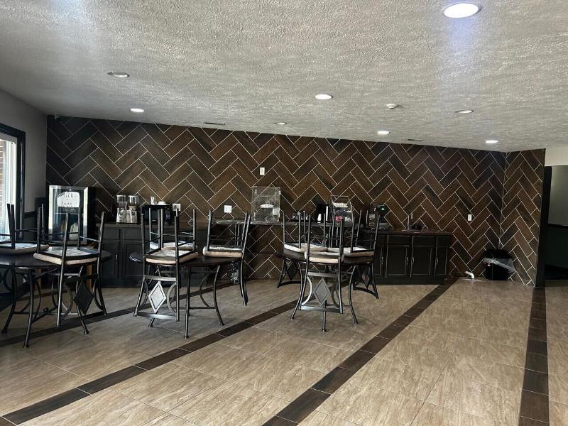 Hotel Arthur by OYO Glenwood Hwy 34