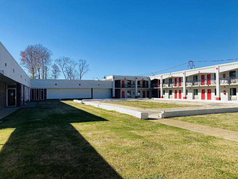 Travelers Place Inn & Suites image