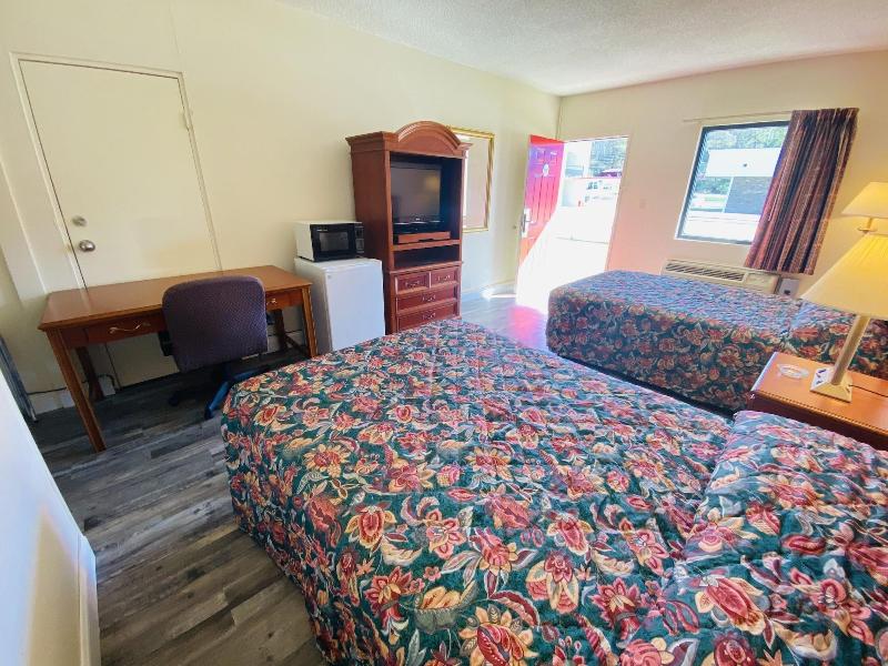 Travelers Place Inn & Suites image