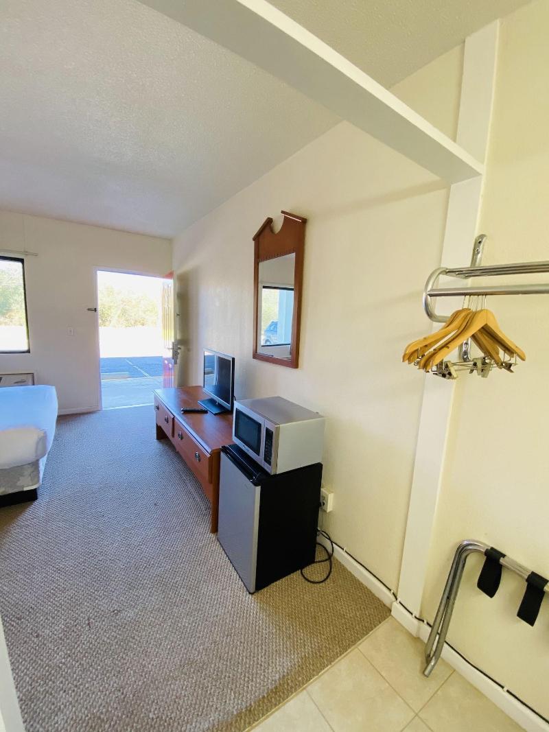 Travelers Place Inn & Suites image