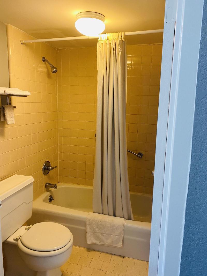 Travelers Place Inn & Suites image