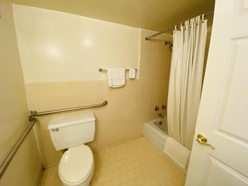 Travelers Place Inn & Suites image