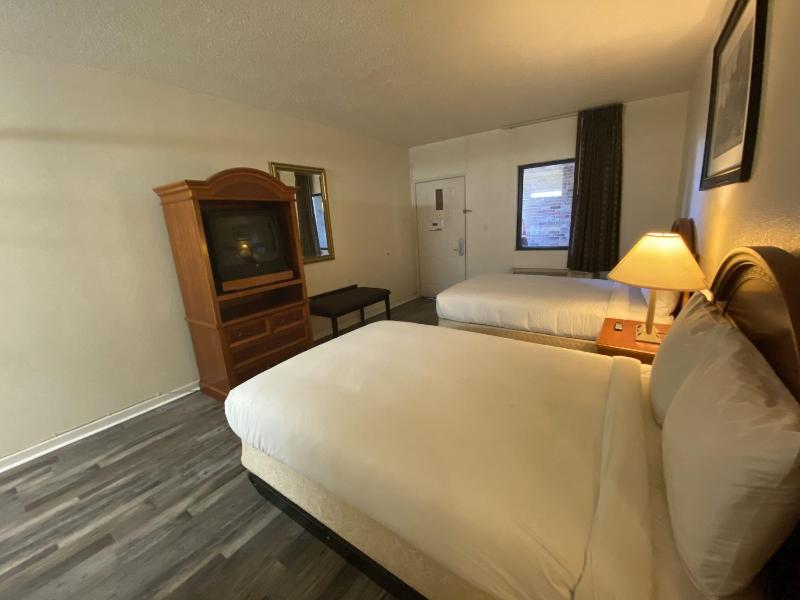 Travelers Place Inn & Suites image