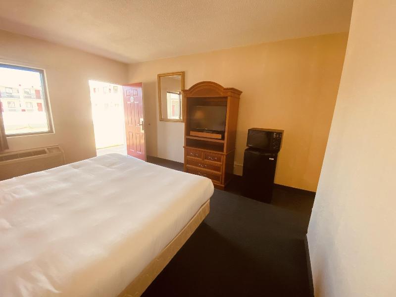 Travelers Place Inn & Suites image
