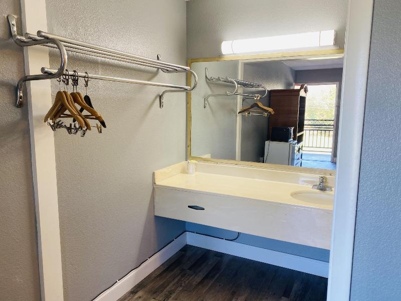 Travelers Place Inn & Suites image