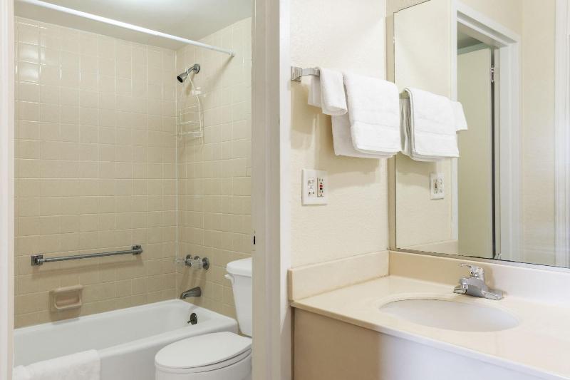 Travelers Place Inn & Suites image