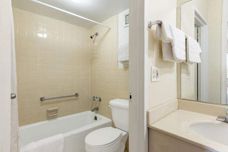 Travelers Place Inn & Suites image