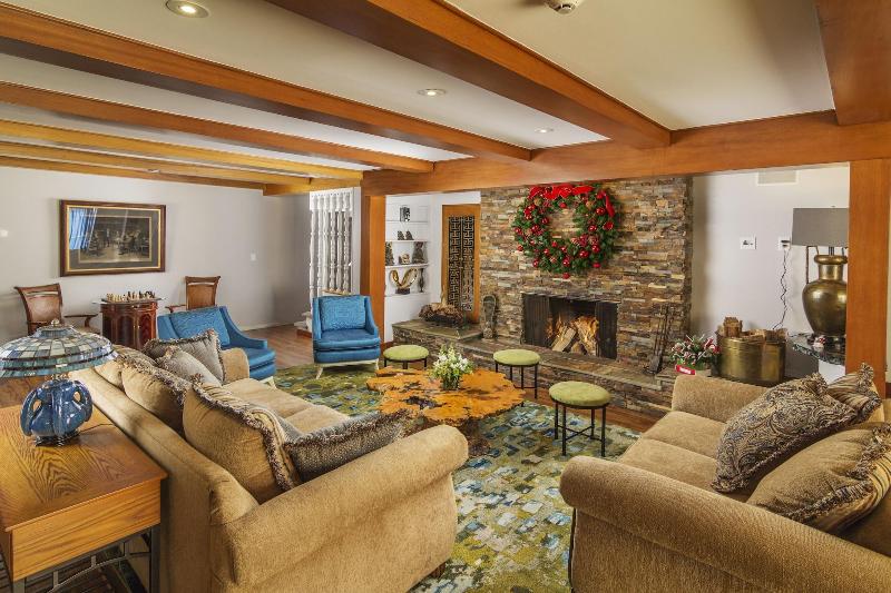 The Sky View Inn image