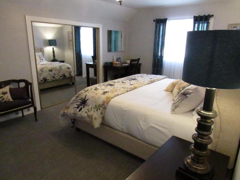 The Sky View Inn image