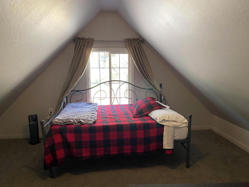The Sky View Inn image