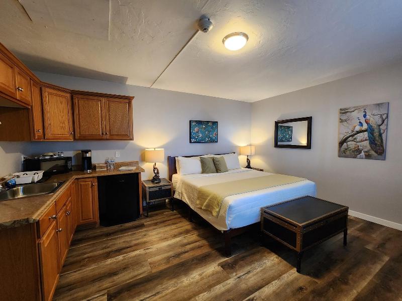 The Sky View Inn image