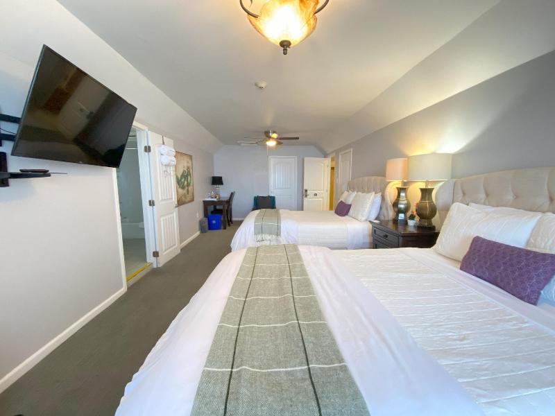 The Sky View Inn image