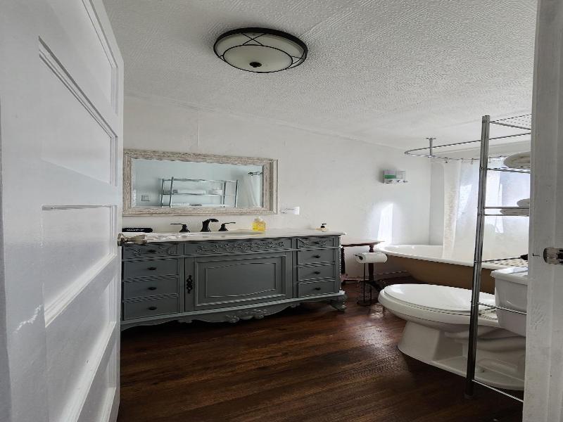 The Sky View Inn image