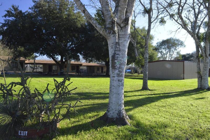 Shiner Country Inn image