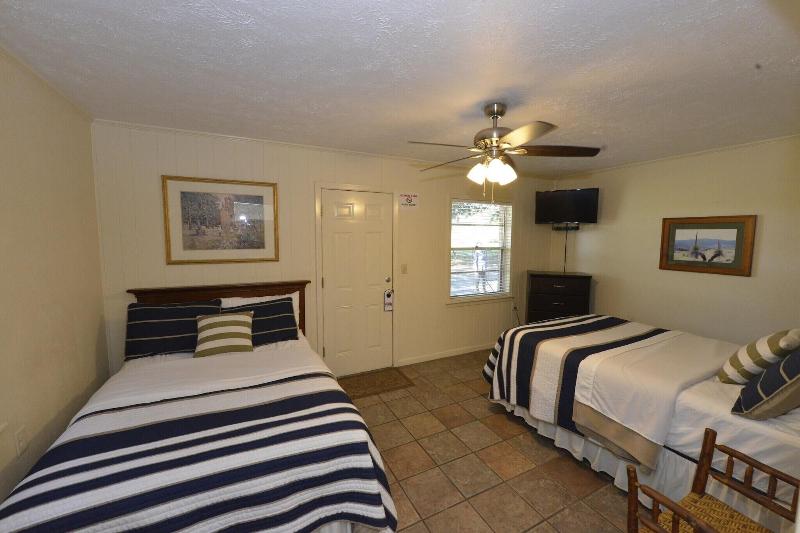 Shiner Country Inn image