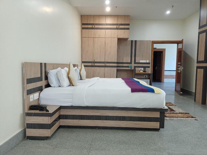 Dichang Resort & Hotel image
