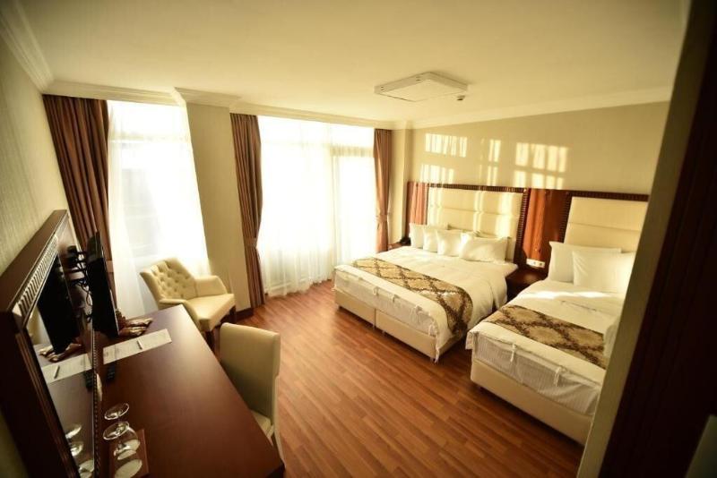Era Palace Hotel image