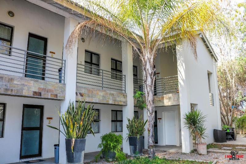 Mini Apartment at Peo image