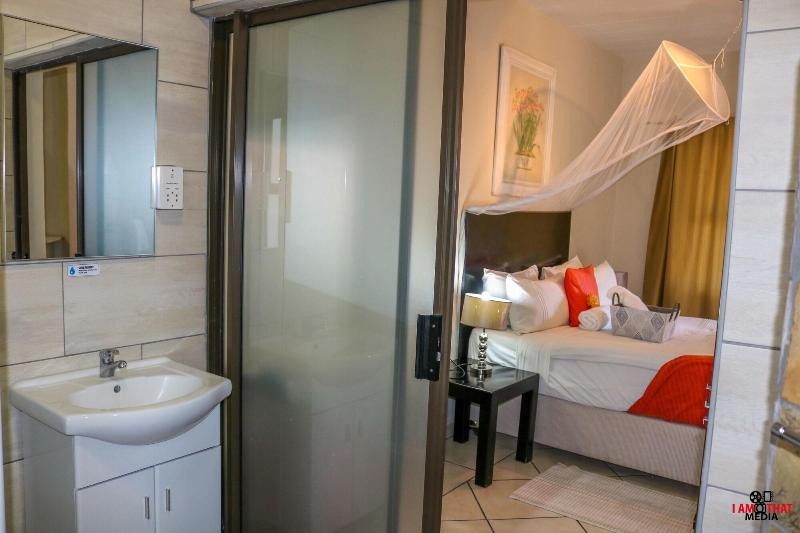 Mini Apartment at Peo image