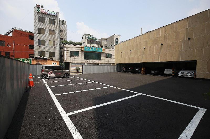 Asan Hotel Cube image