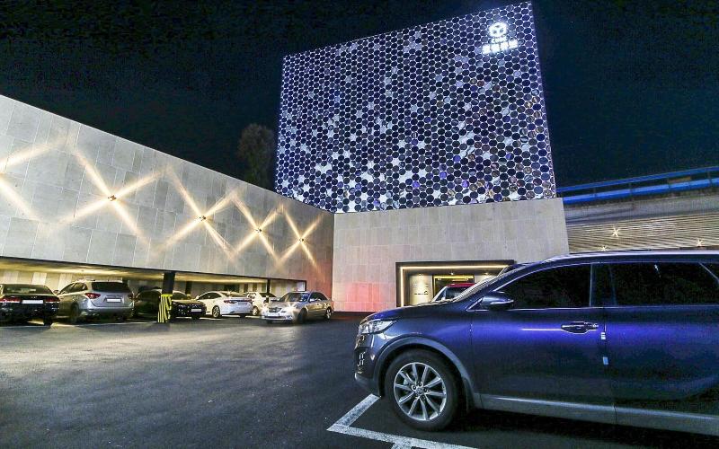 Asan Hotel Cube image