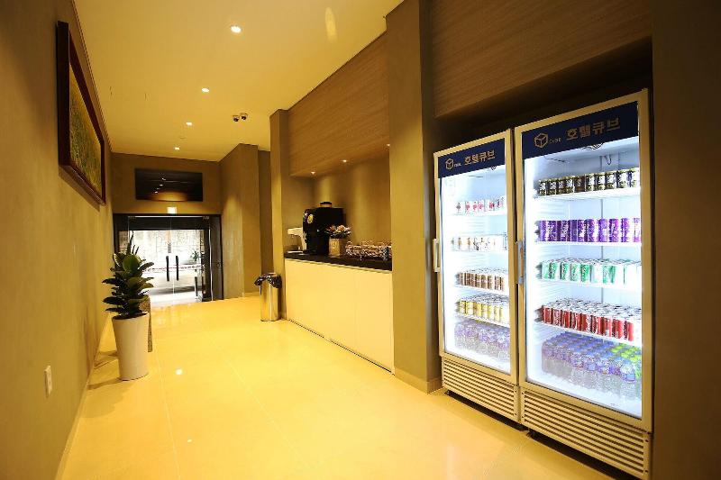 Asan Hotel Cube image