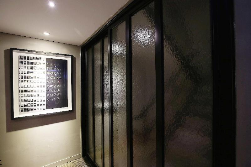 Asan Hotel Cube image