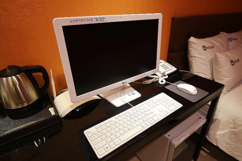 Asan Hotel Cube image