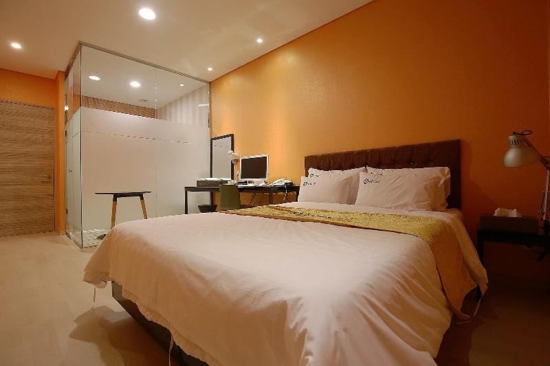 Asan Hotel Cube image