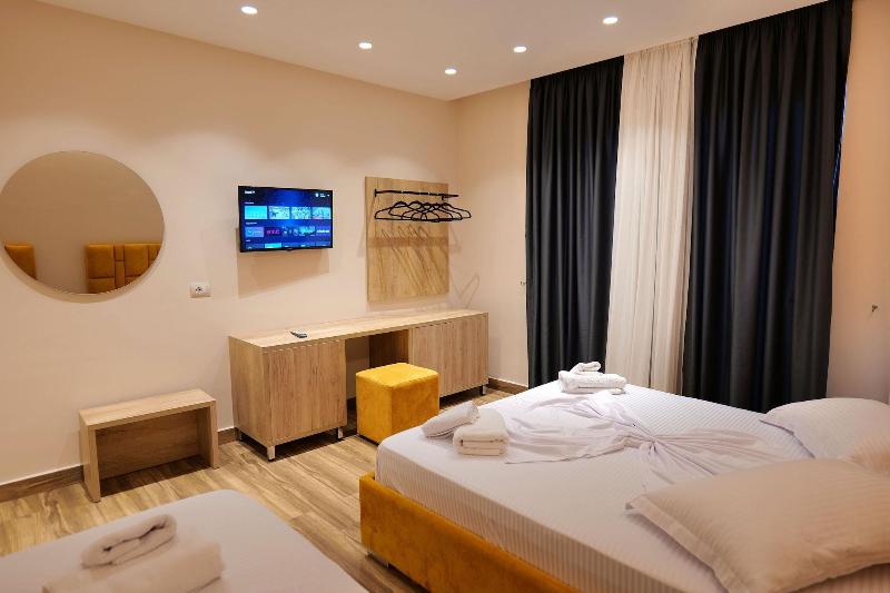 Hotel Alexander image