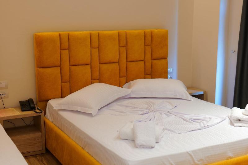 Hotel Alexander image