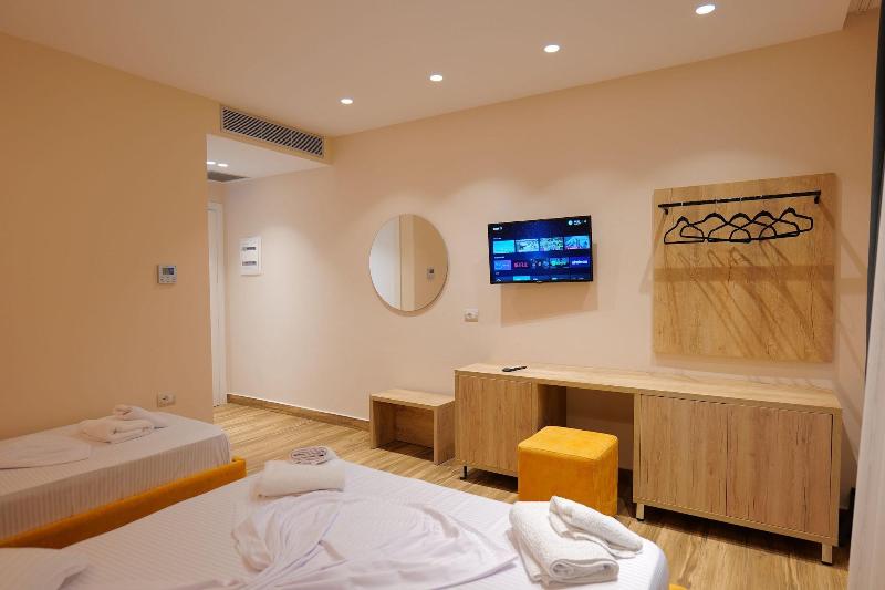 Hotel Alexander image