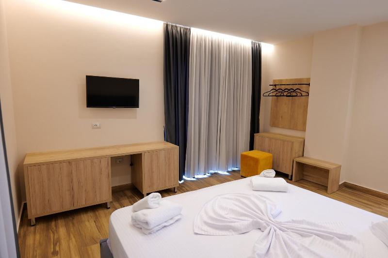 Hotel Alexander image