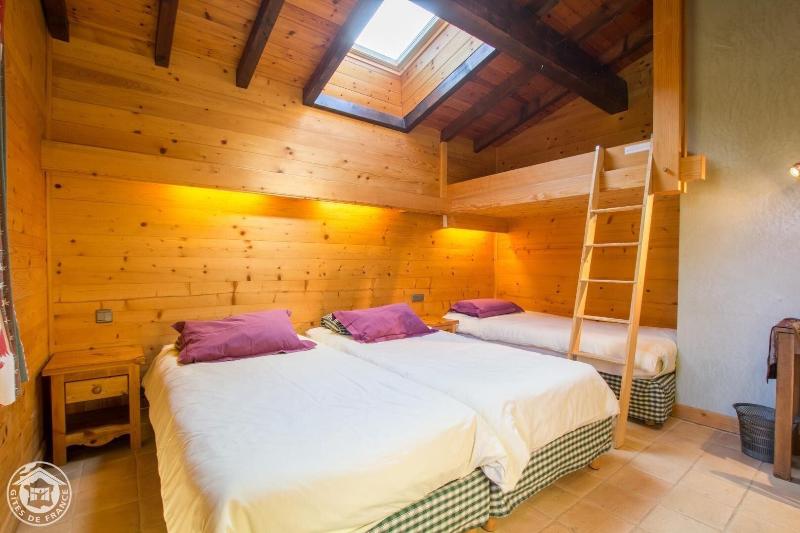 Le Bois des Louison image