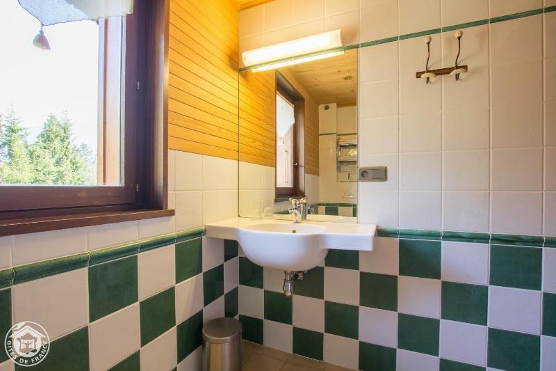 Le Bois des Louison image
