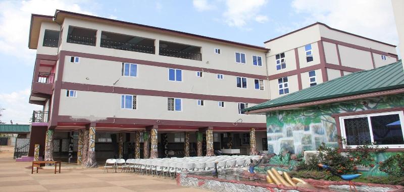 Mother's Royal Hotel