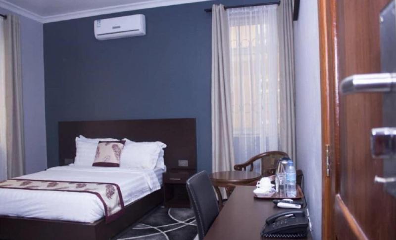 Hotel Desderia image