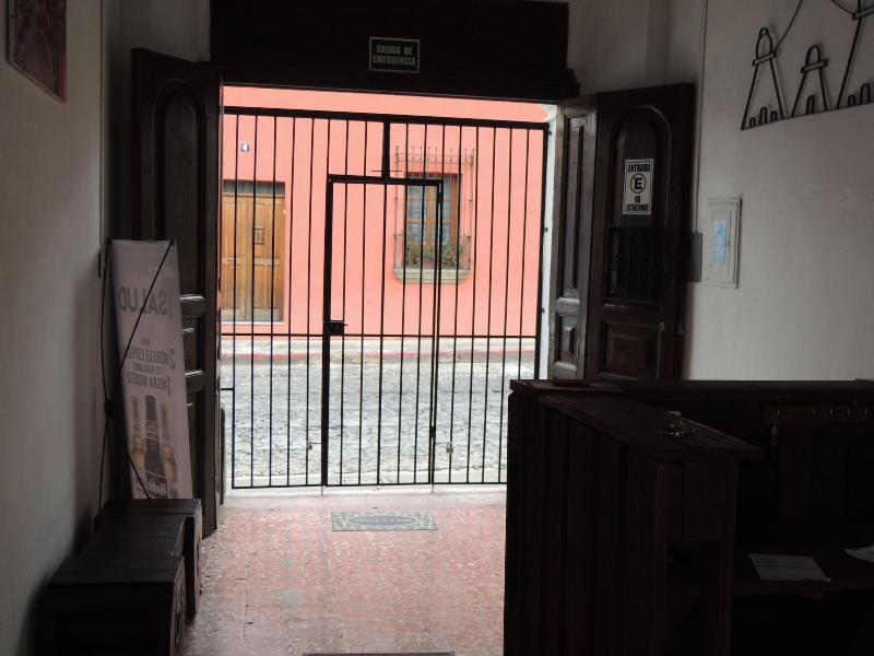 Feathers Hotel and Lounge image