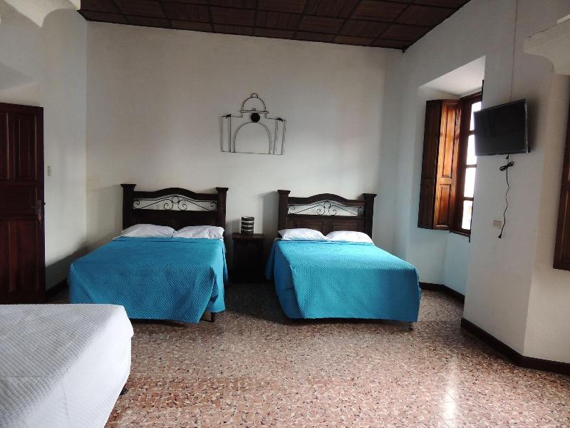 Feathers Hotel and Lounge image