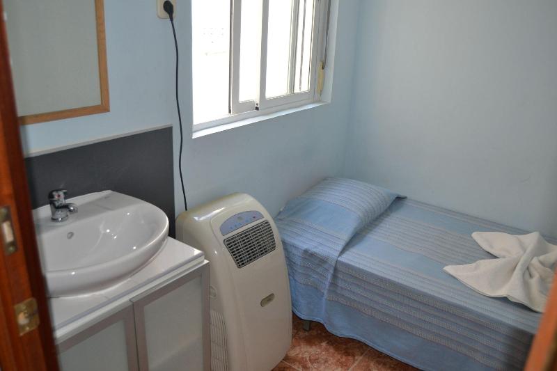 Hostal Enebral image