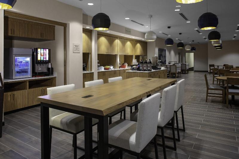 TownePlace Suites by Marriott Orlando Airport image