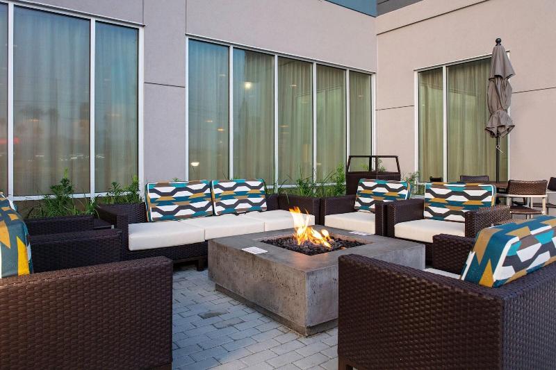TownePlace Suites by Marriott Orlando Airport image