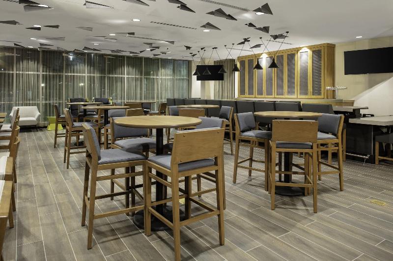 TownePlace Suites by Marriott Orlando Airport image