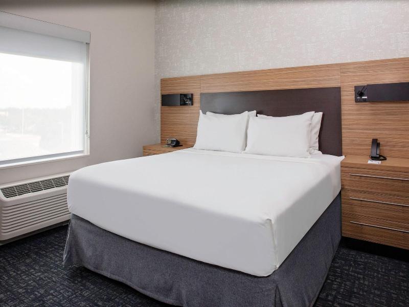 TownePlace Suites by Marriott Orlando Airport image