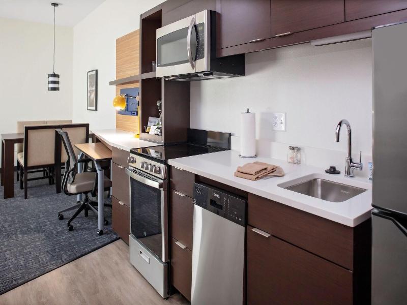 TownePlace Suites by Marriott Orlando Airport image