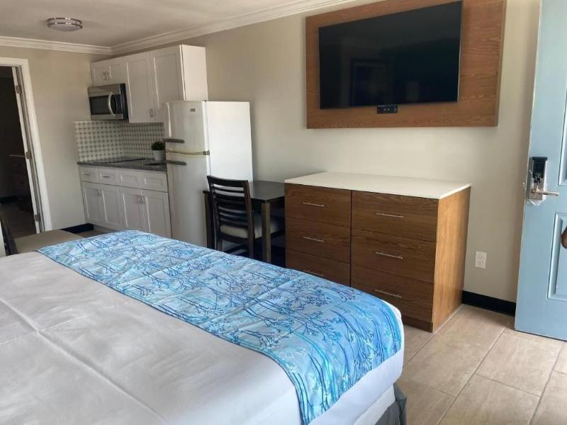 Coastal Sands Inn image