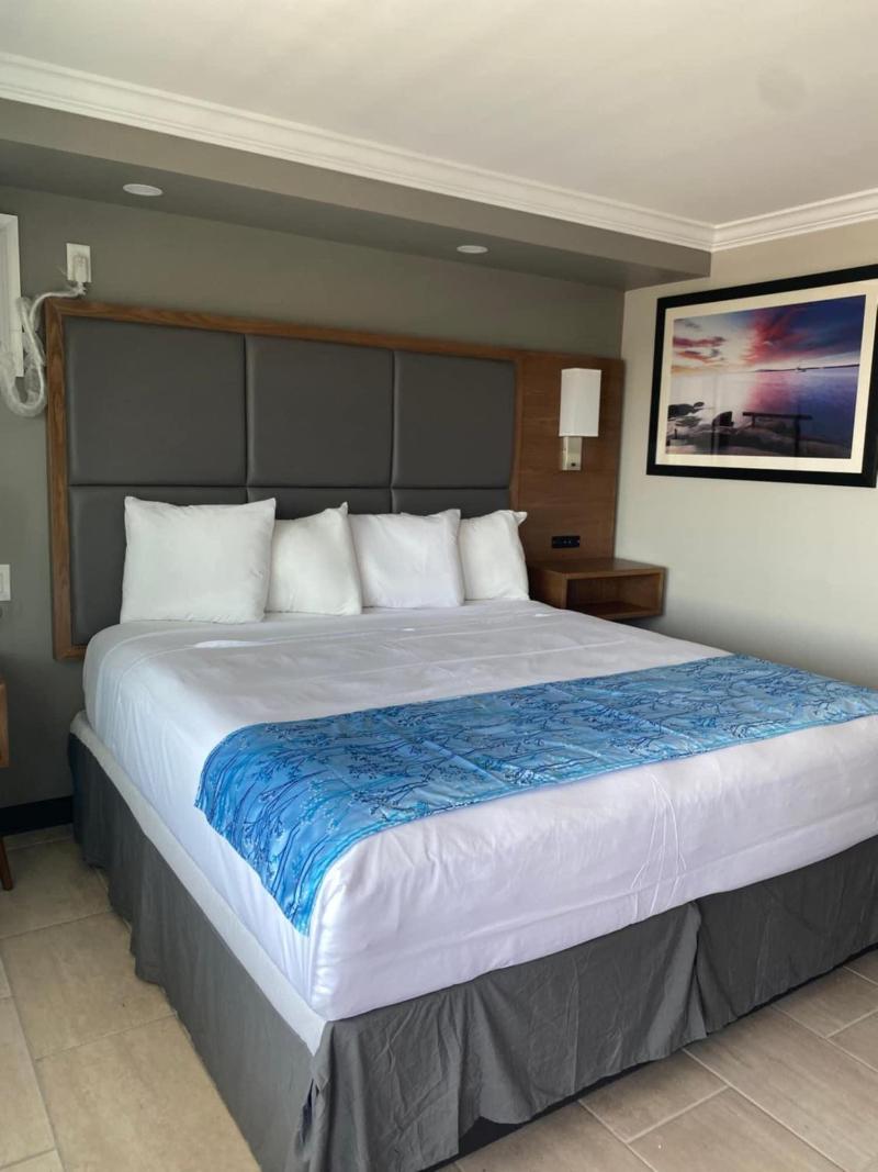 Coastal Sands Inn image
