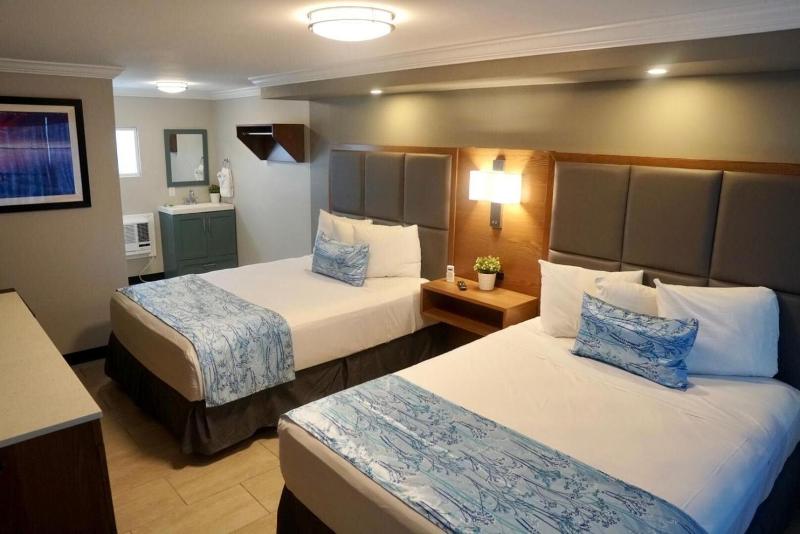 Coastal Sands Inn image