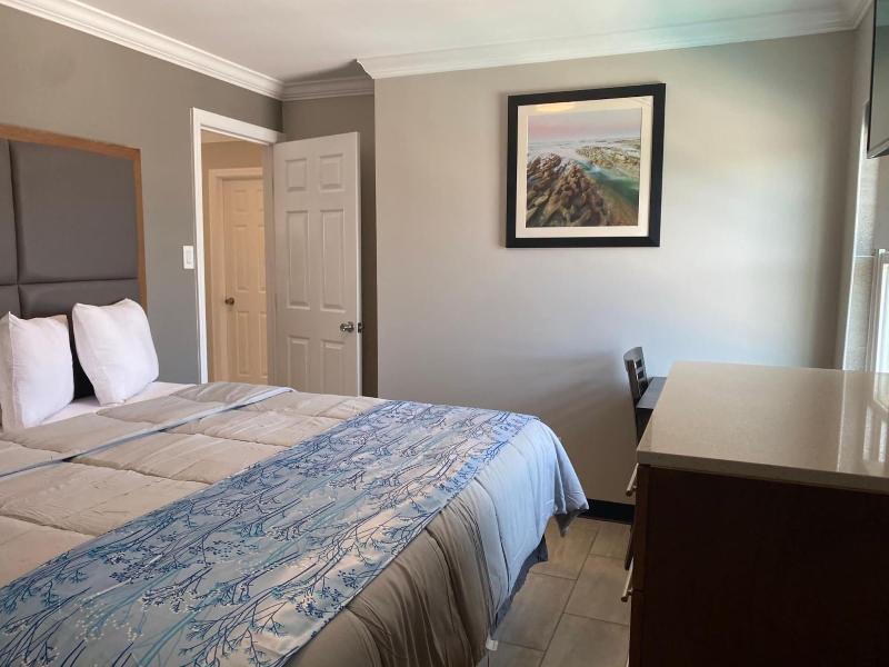 Coastal Sands Inn image